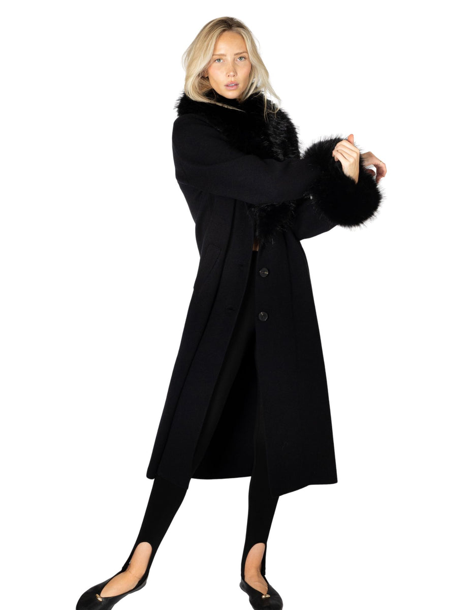 Treat Ürself Muse fur flare coat（black） Lyla + Luxe Vicki Essentials Fur Coat- Black – Styleartist