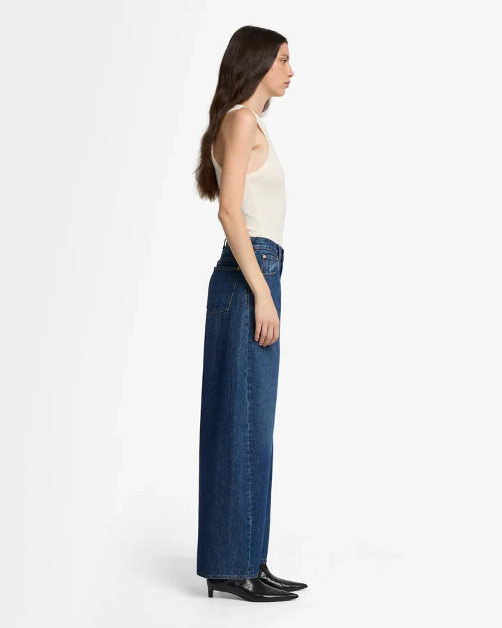 7 For All Mankind Twisted Bonnie Barrel Leg Jean- Radar - Styleartist