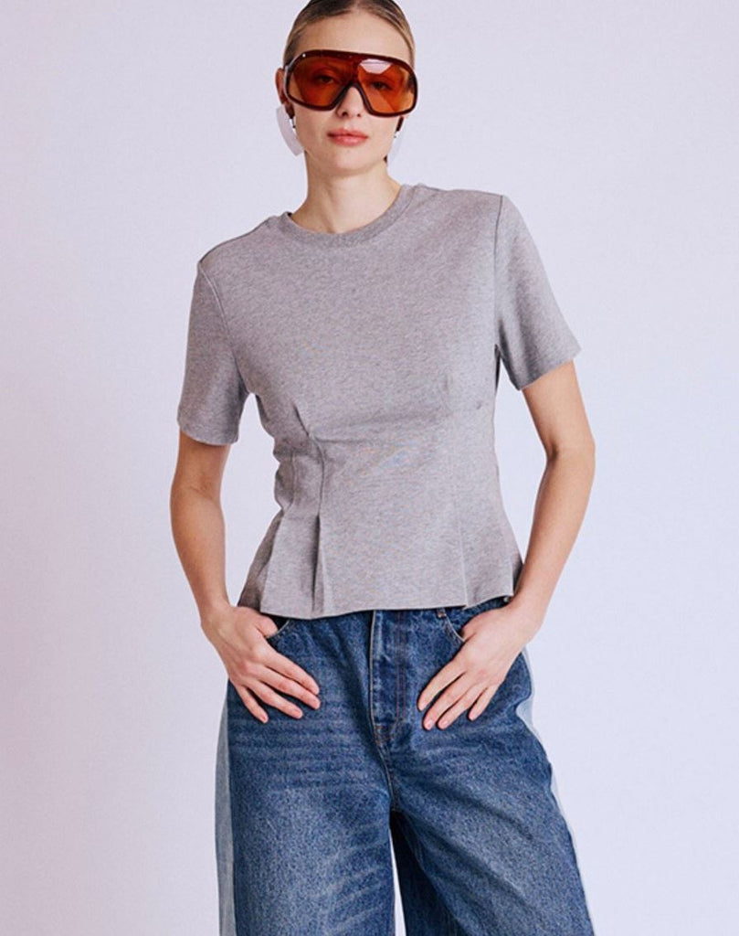 Berenice Edwin Short Fitted T-Shirt with Round Neck - Grey Mousse - Styleartist