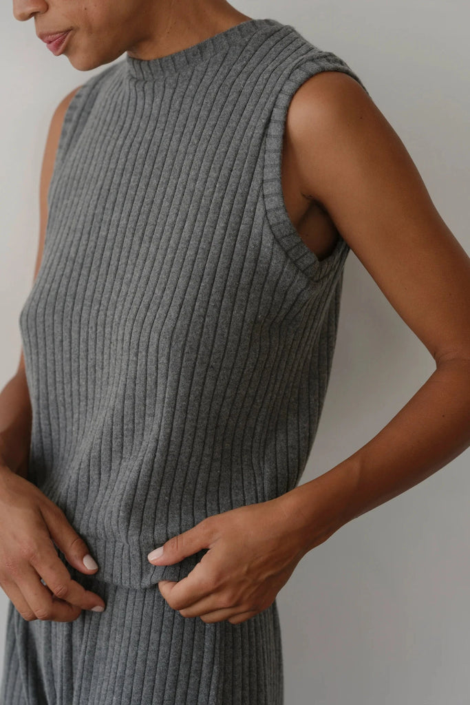 Donni The Sweater Rib Shell- Charcoal Grey - Styleartist