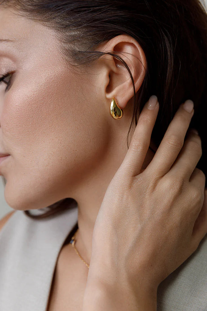 Gold Plated Mini Tear Drop Earrings - Styleartist