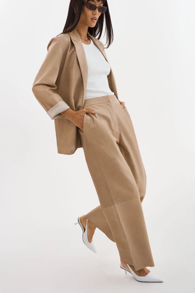 Lamarque Quirina Leather Blazer- Beige - Styleartist