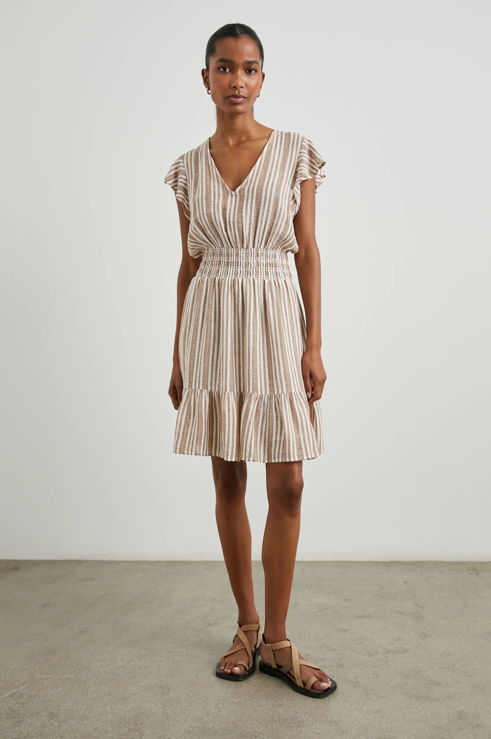 Rails Tara V-Neckline Linen Dress- Palo Santo Stripe Styleartist Rails Tara V-Neckline Linen Dress- Palo Santo Stripe Styleartist