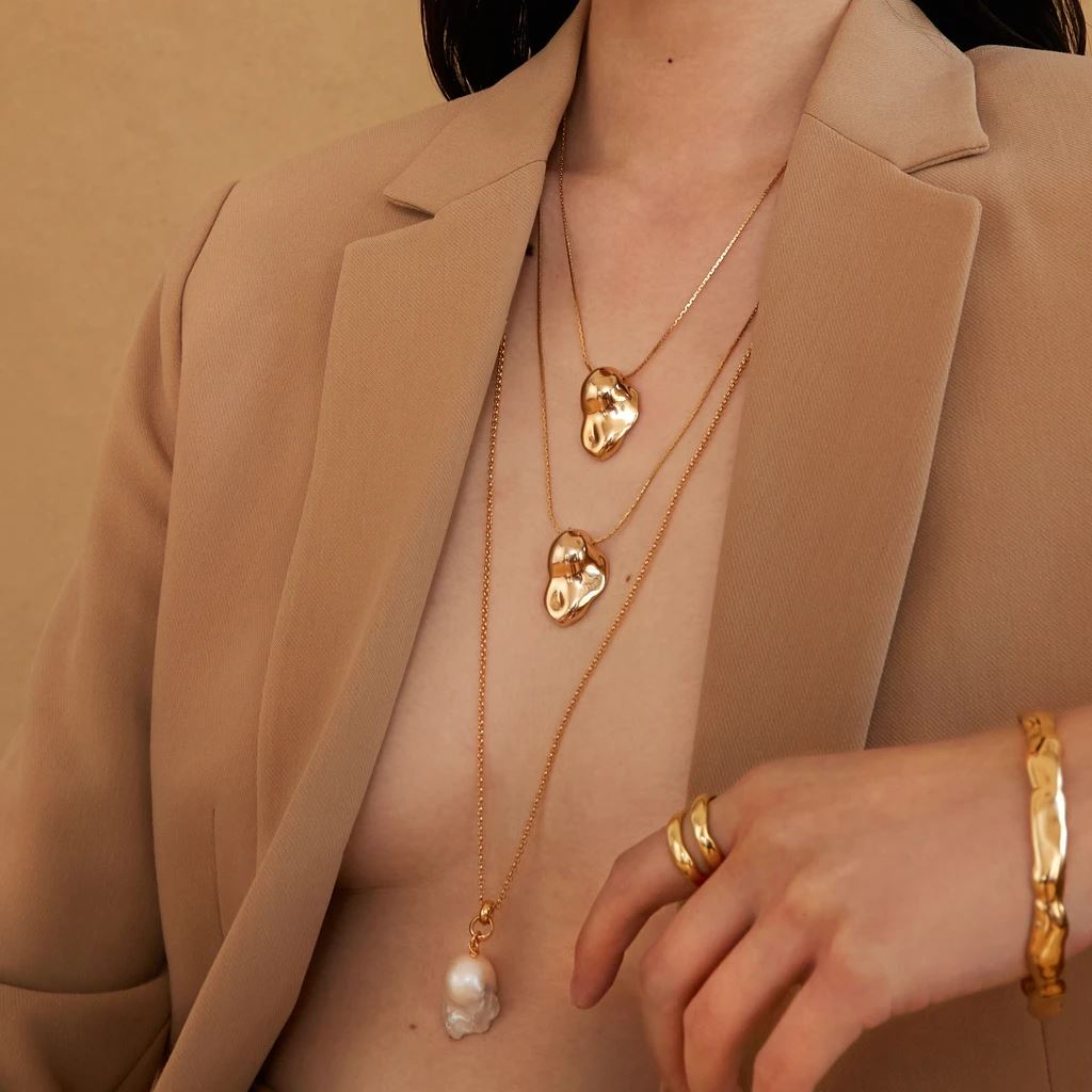 Biko Barroco Pearl Pendant Necklace- Gold - Styleartist