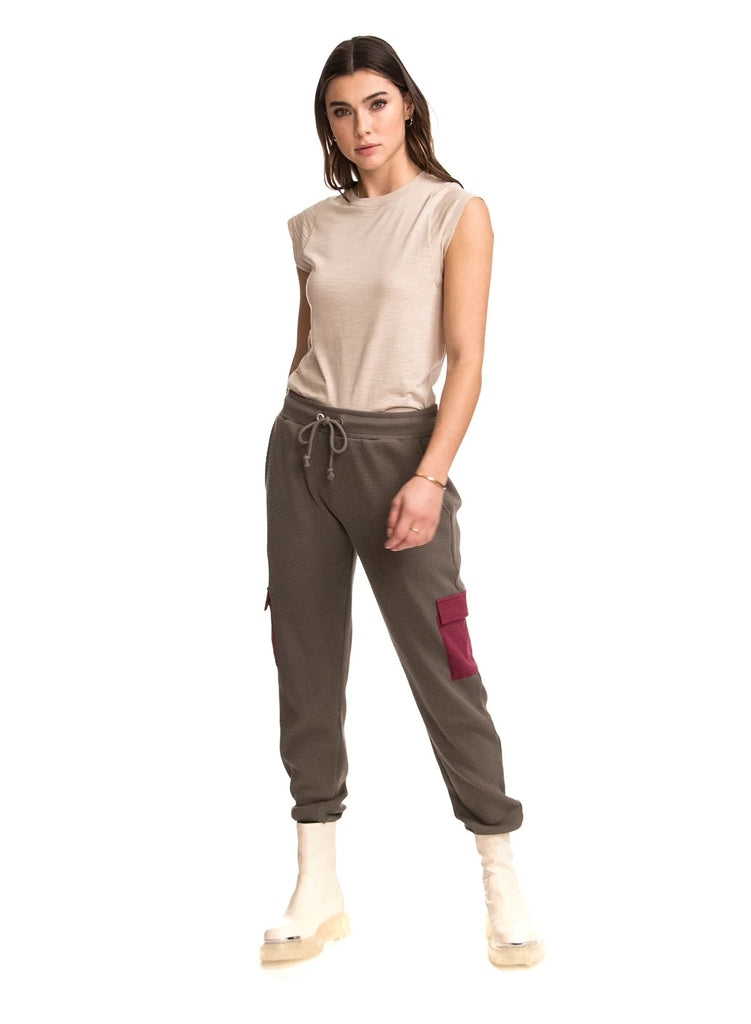 CHRLDR Tasha Cargo Sweatpants - Olive - Styleartist