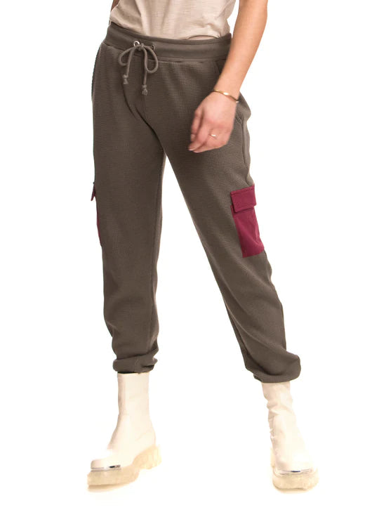 CHRLDR Tasha Cargo Sweatpants - Olive - Styleartist