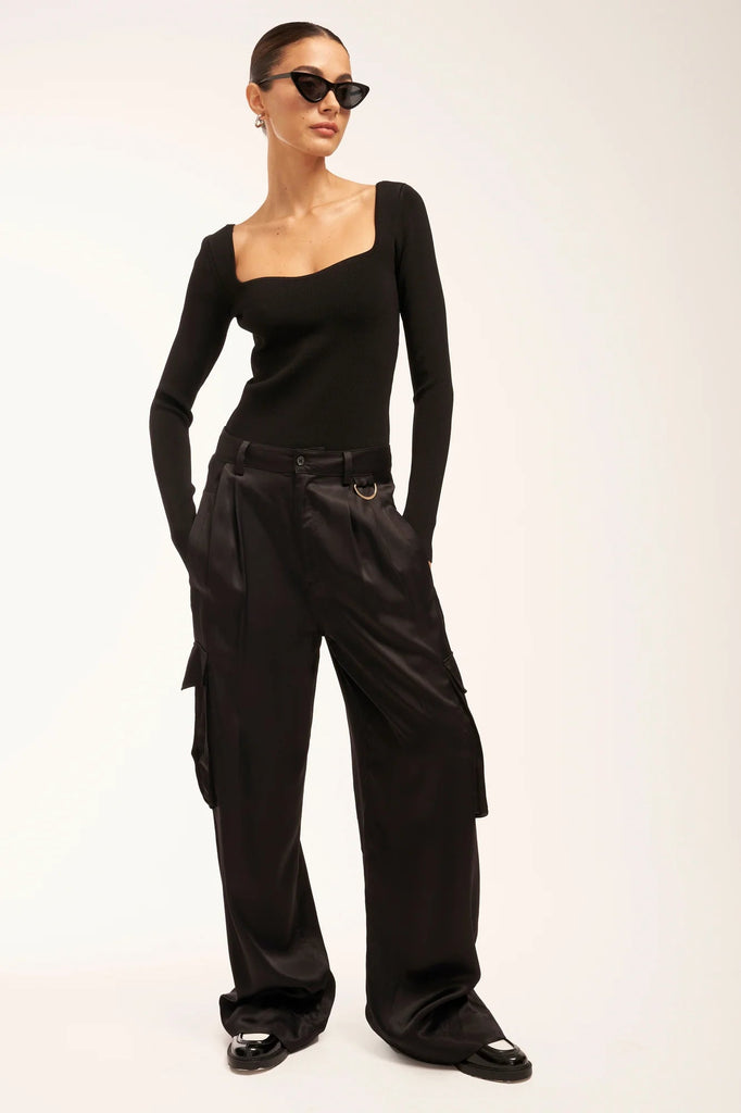 Equipment Esmerelda Long Sleeve Fitted Sweater- True Black - Styleartist