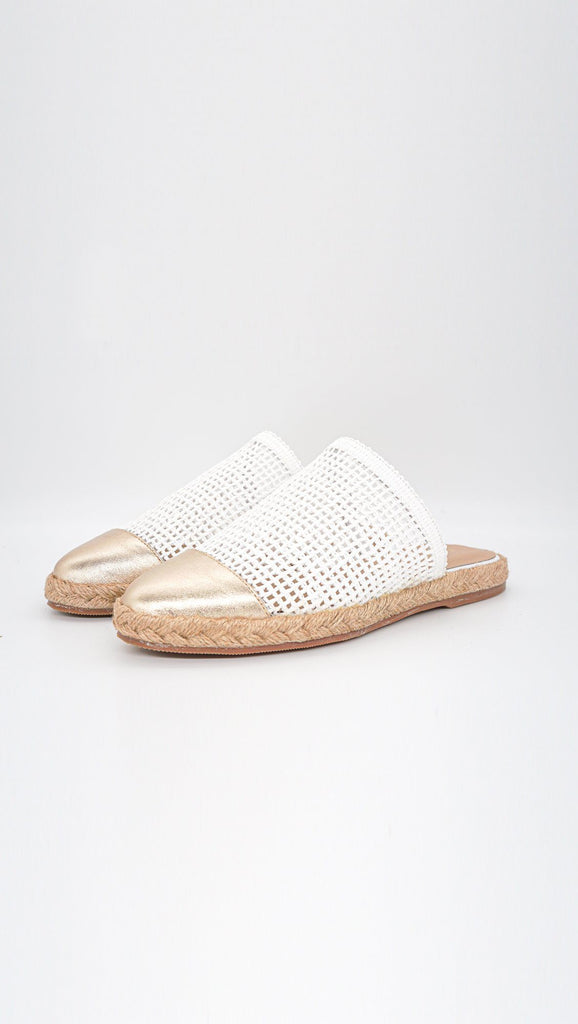 Kaanas Palau Fishnet Mule Espadrille- White With Gold - Styleartist