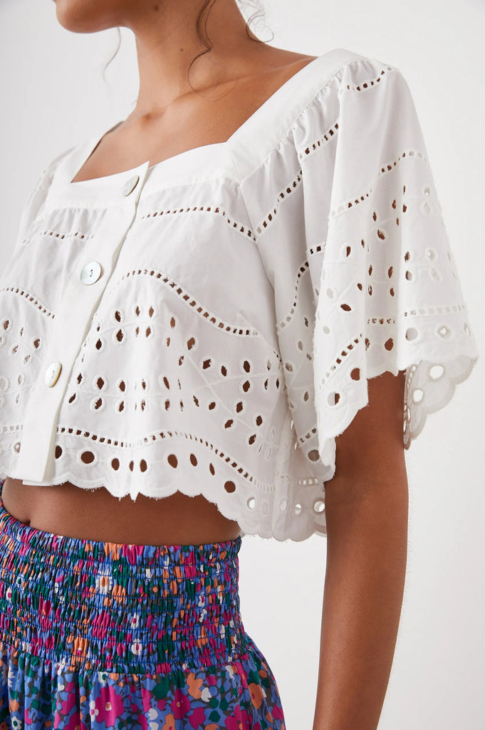 Rails Kit Eyelet Embroidered Top - White - Styleartist