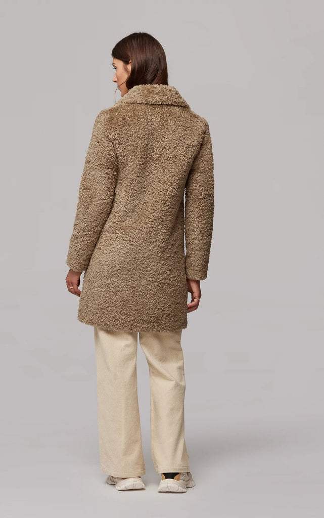 Soia & Kyo Santhia Faux Shearling Coat- Toffee - Styleartist