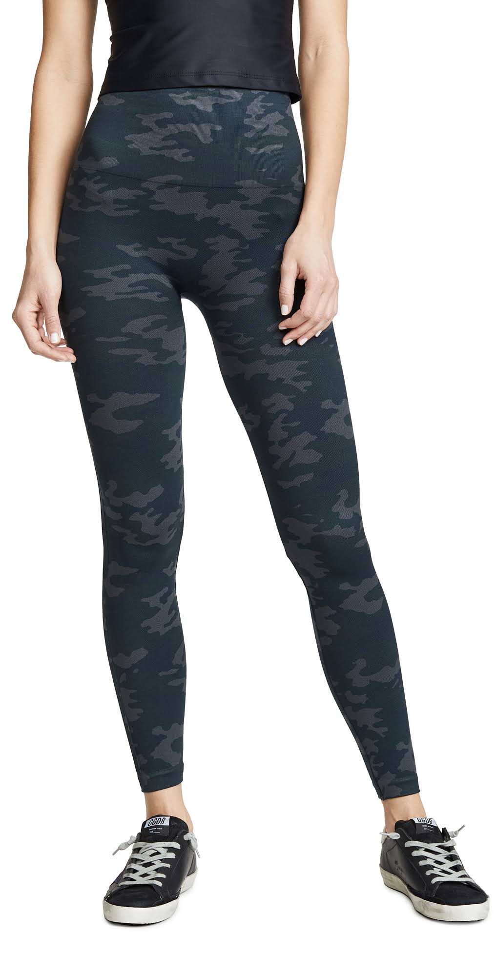 Spanx Look At Me Now Seamless Leggings- Black Camo – Styleartist