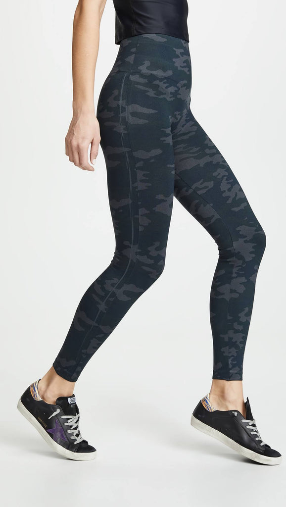 Spanx Look At Me Now Seamless Leggings- Black Camo - Styleartist