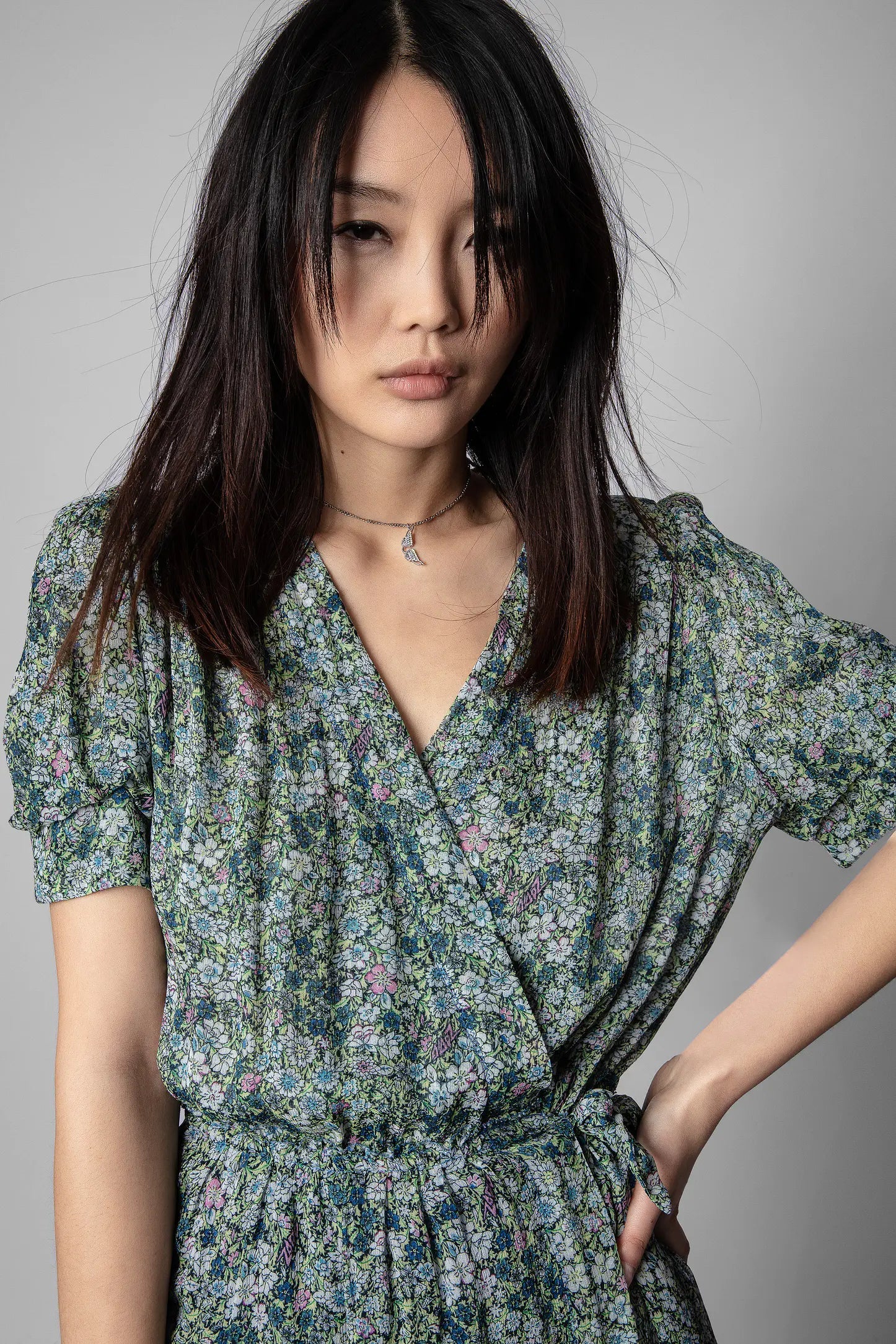 Zadig & Voltaire Betty Mousseline Floral Print Mini Dress- Green Styleartist Zadig & Voltaire Betty Mousseline Floral Print Mini Dress- Green Styleartist